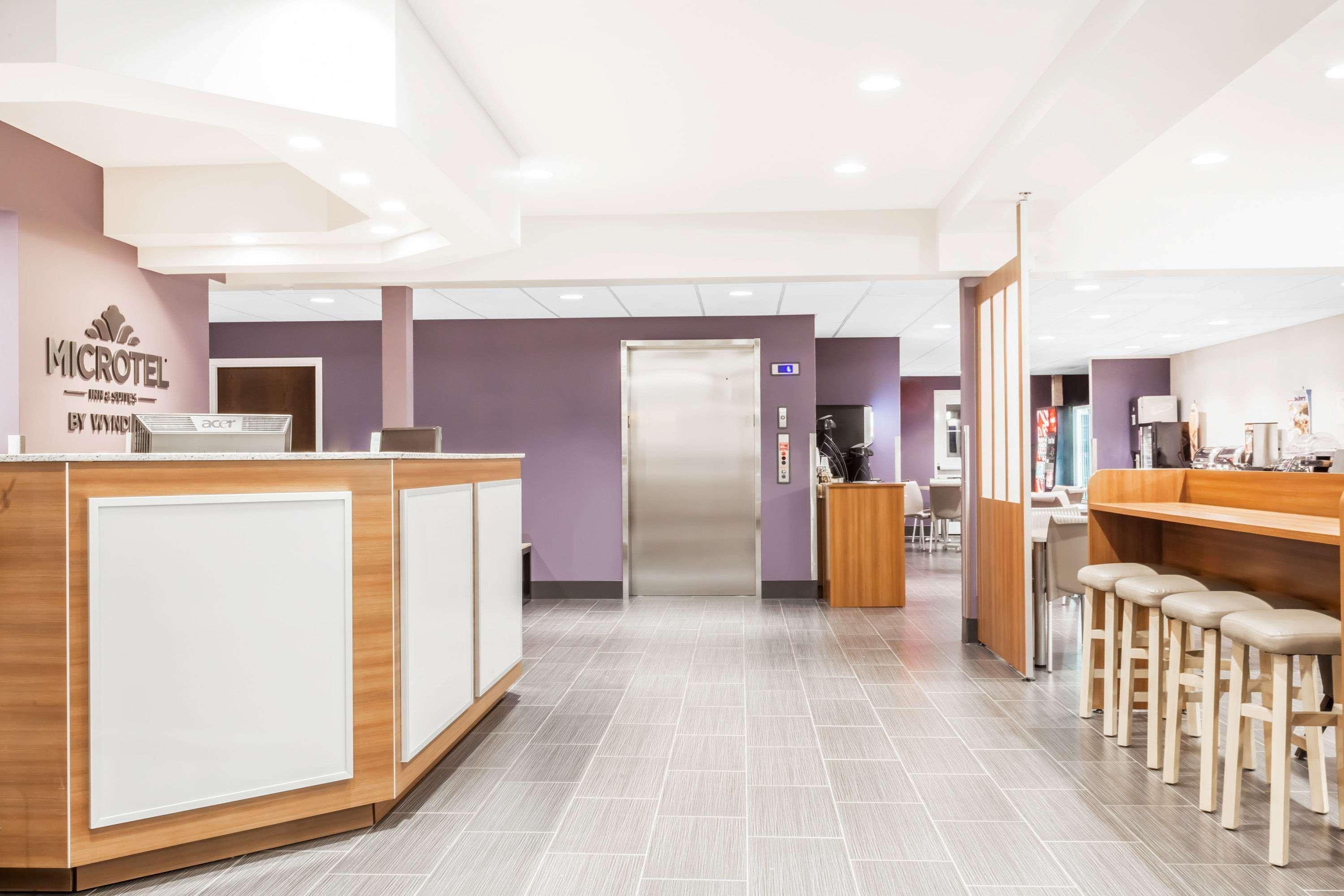 Microtel Inn & Suites Sault Ste. Marie Exterior photo