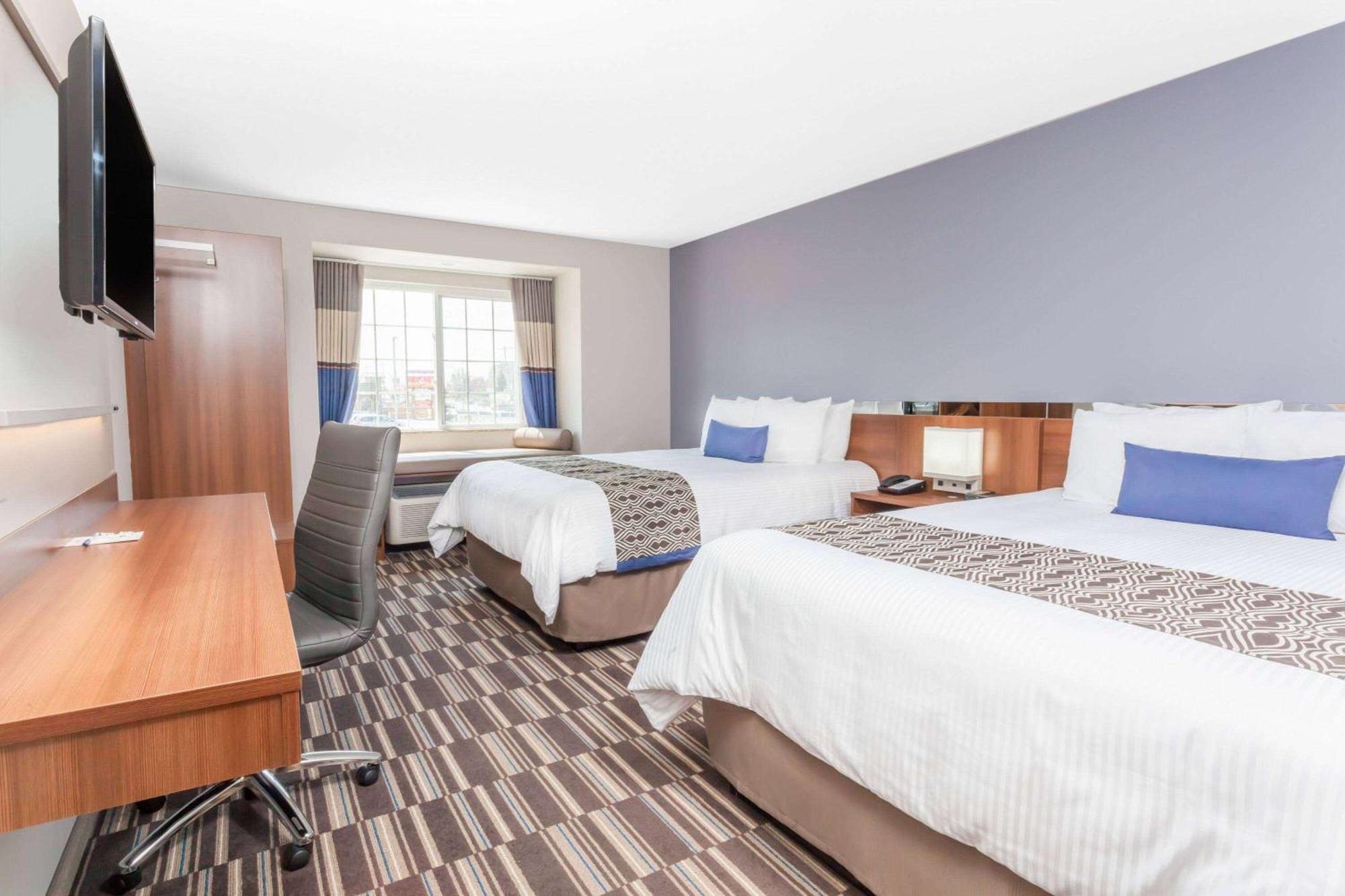 Microtel Inn & Suites Sault Ste. Marie Exterior photo