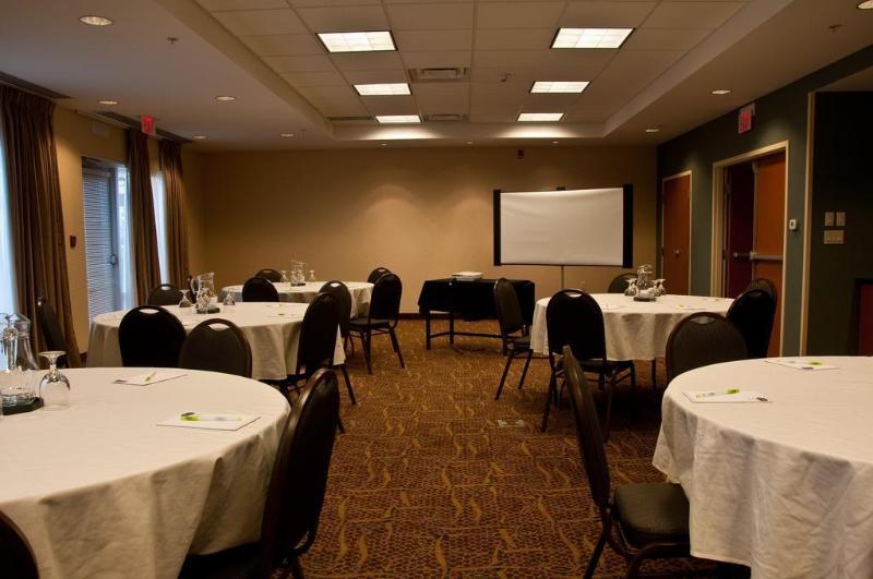Microtel Inn & Suites Sault Ste. Marie Exterior photo