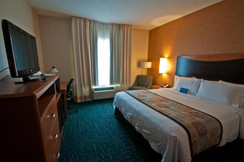 Microtel Inn & Suites Sault Ste. Marie Exterior photo